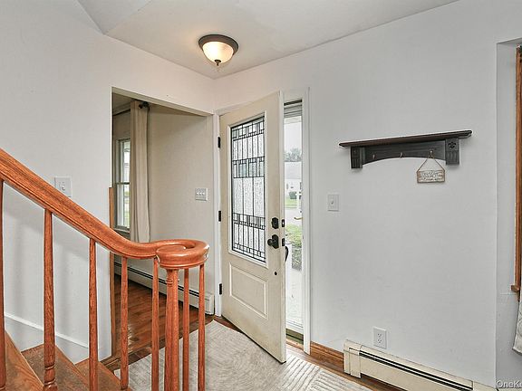 5th image of 3642 Lark Street