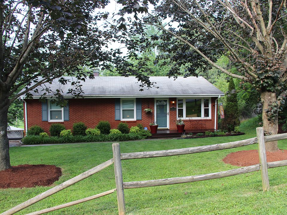 1st image of 3418 Poplar Dr