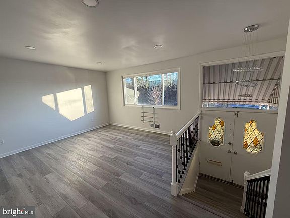3rd image of 1328 W St NE