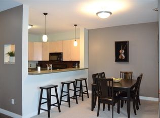 410 Farrell St APT 304, South Burlington, VT 05403