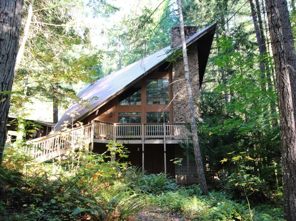 1968 Starveout Creek Rd, Azalea, OR 97410