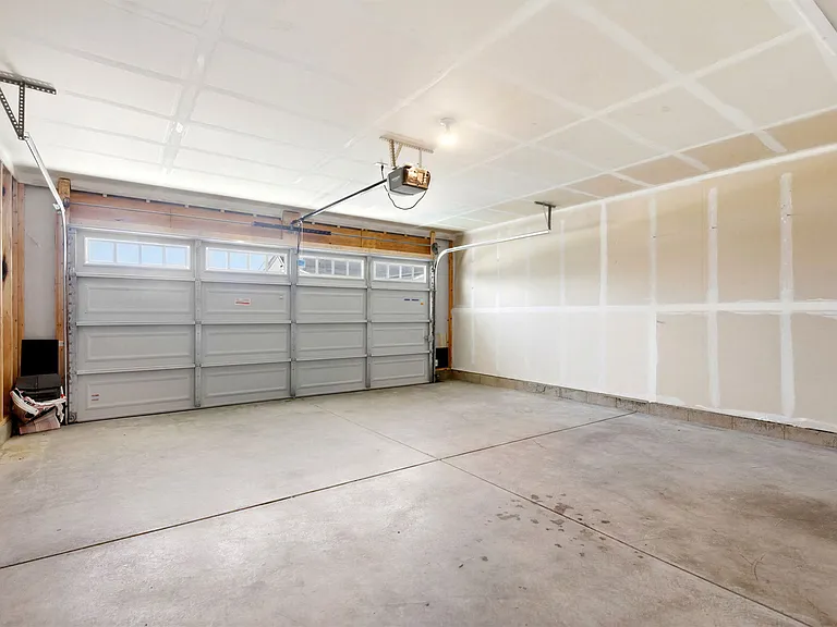 6029 Bluecrest Dr — Photo 63