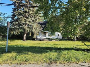 3240 Varjo Ct, Keego Harbor, MI 48320