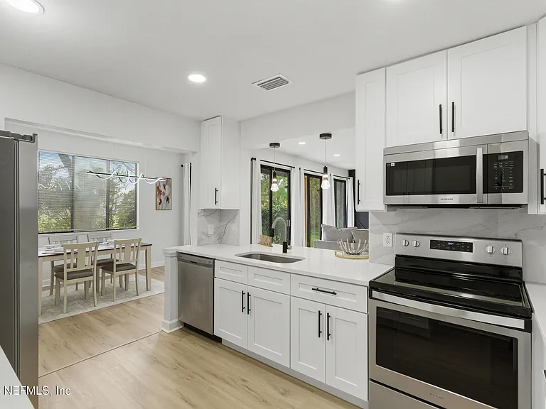 7602 Las Palmas Way #181 — Photo 16