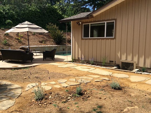 4th image of 7492 Poplar Dr