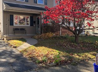 927 Lenape Cir, Catasauqua, PA 18032