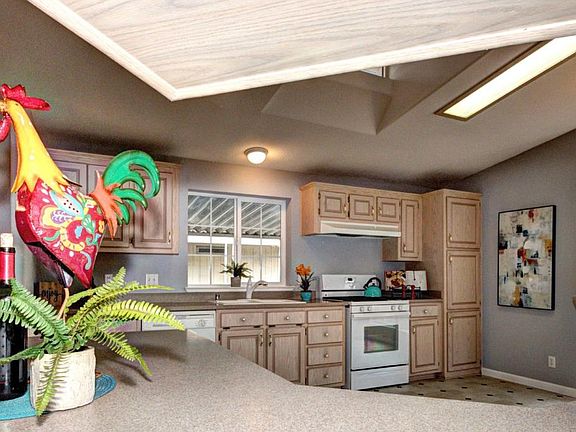 3rd image of 1085 Tasman Dr #637