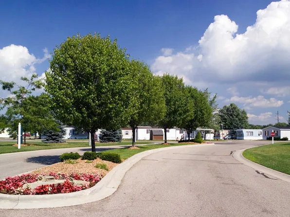 Allendale Meadows, 11400 Boyne Blvd, Allendale, MI 49401