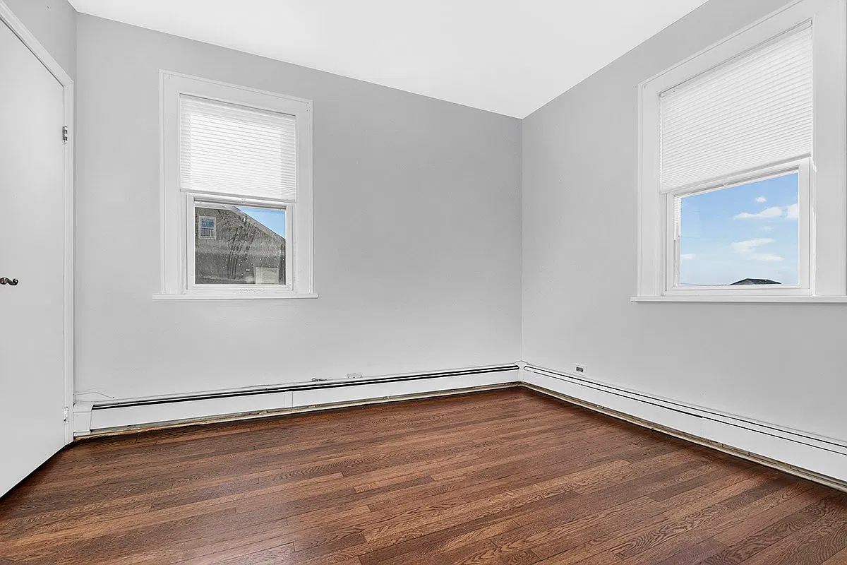 2 bed, 840 sqft, $2,950 — Photo 2