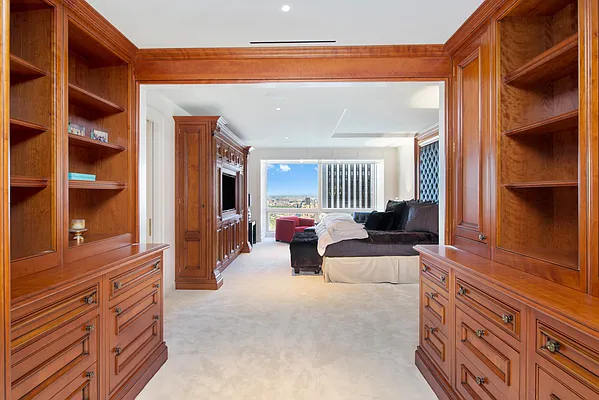 Sold by Keller Williams NYC | media 20