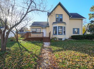 253 Morgan St, Elgin, IL 60123