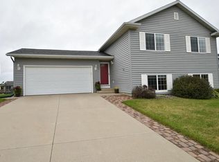 5379 Kingsbury Pl NW, Rochester, MN 55901