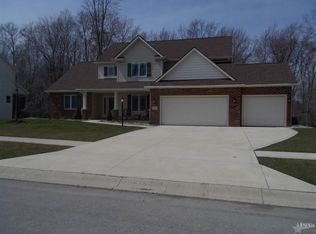 93 N Lexington Dr, Columbia City, IN 46725