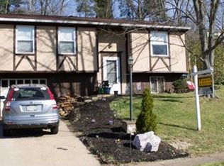 3290 Bradbury Dr, Aliquippa, PA 15001