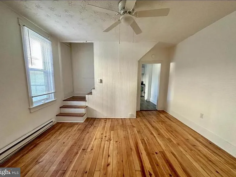 132 Arch St — Photo 2