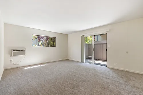 Walnut Creek Apartments Photo 1