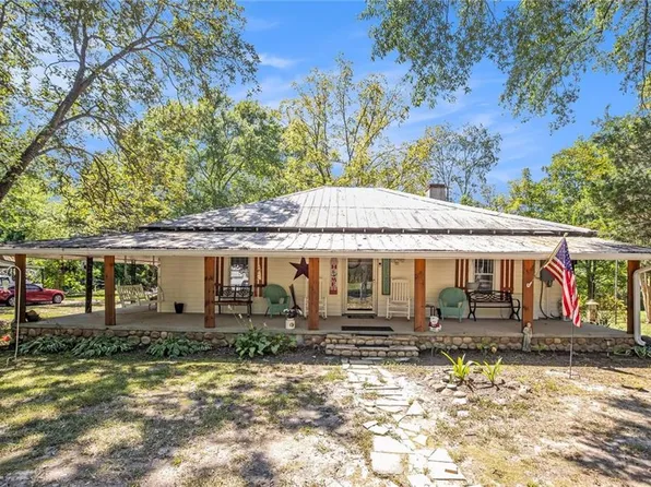 538 Lindsey Lake Rd, Dallas, GA 30157