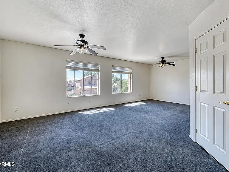 15811 N 9th Ave — Photo 14