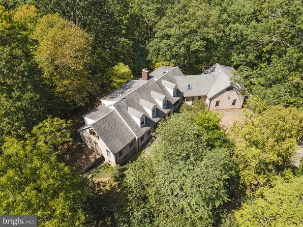 12780 Chatter Brook Dr, Catharpin, VA 20143