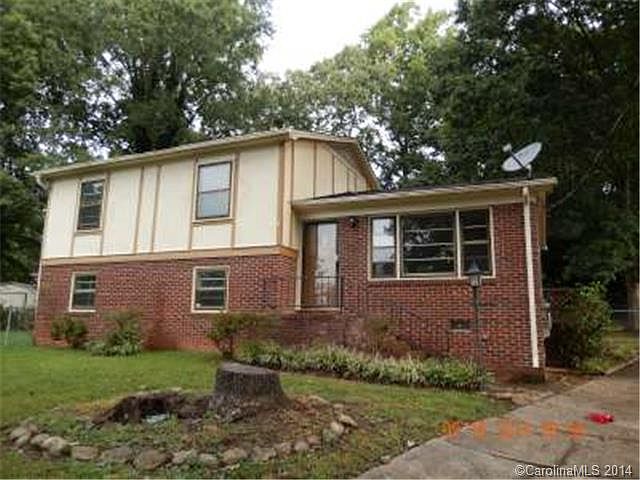 1st image of 112 Delmont Ct