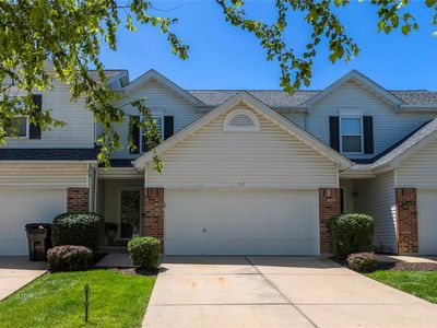 517 Flowering Magnolia Dr, O'Fallon, MO, 63366