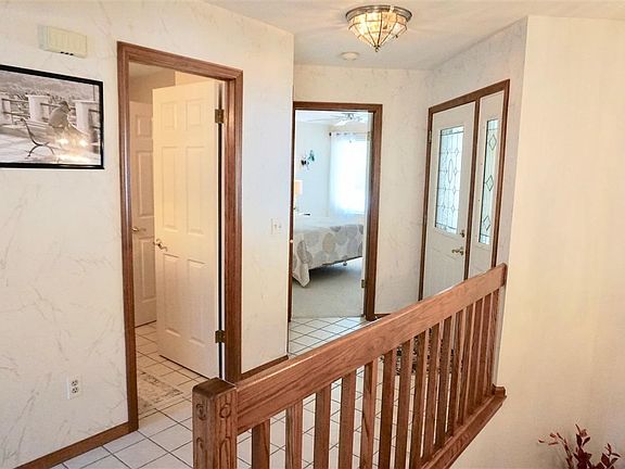 4th image of 8239 Sawgrass Trl