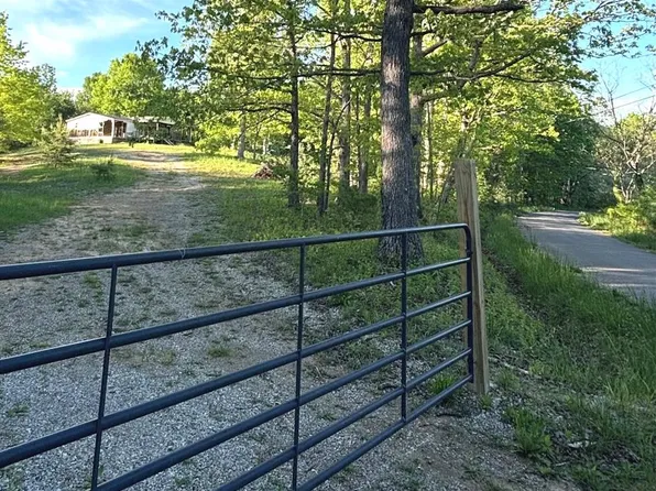 3127 Glades Rd, Minford, OH 45653