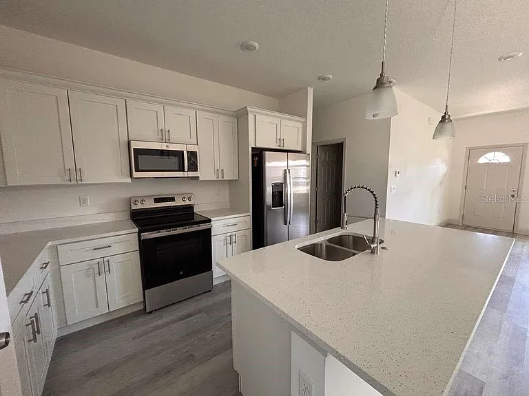 7908 N Galena Ave — Photo 10