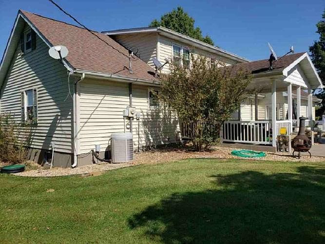 2nd image of 99 Cypress Ln