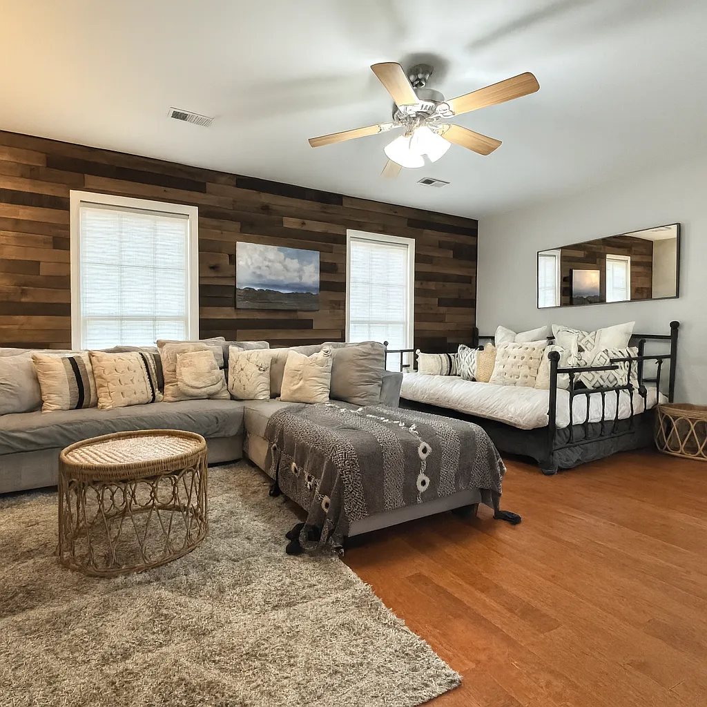 3 bed, 2.5 bath, 1590 sqft, $4,000 — Photo 2