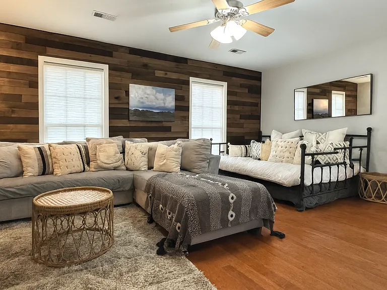 109 Timberline Trl — Photo 2