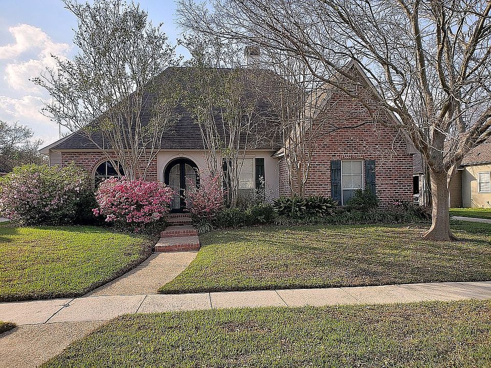 1st image of 1745 Ridgeland Dr