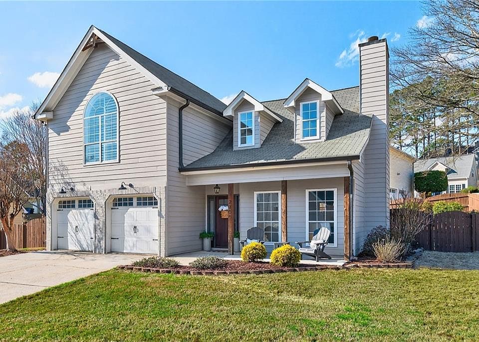 1st image of 2700 Laurelwood Ln