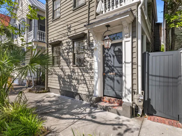 176 Smith St, Charleston, SC 29403