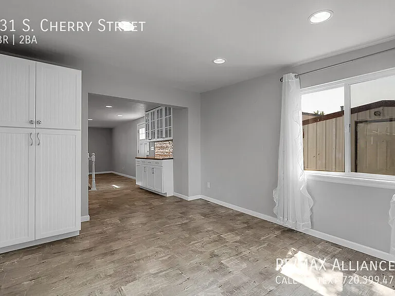 231 S Cherry St — Photo 14