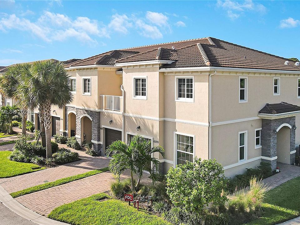 1st image of 6295 SE Portofino Cir