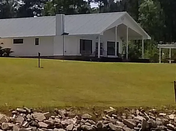 255 Darren St, Many, LA 71449