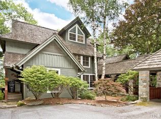 105 Old Cove Rd, Highlands, NC 28741