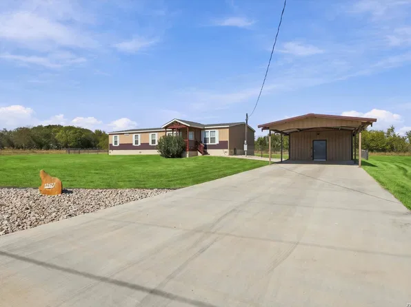 12627 TORO DR, Atascosa, TX 78002