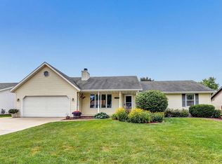 2556 Pecan St, Green Bay, WI 54311