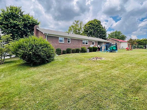 5th image of 4508 Newbern Heights Dr