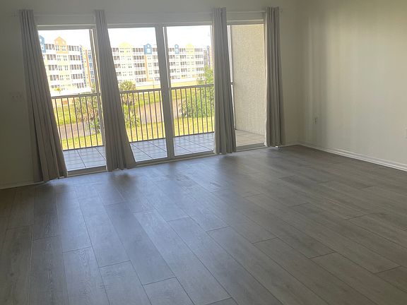 4th image of 1200 Country Club Dr APT 3202