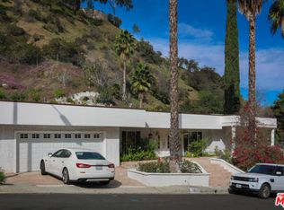 3453 Green Vista Dr, Encino, CA 91436