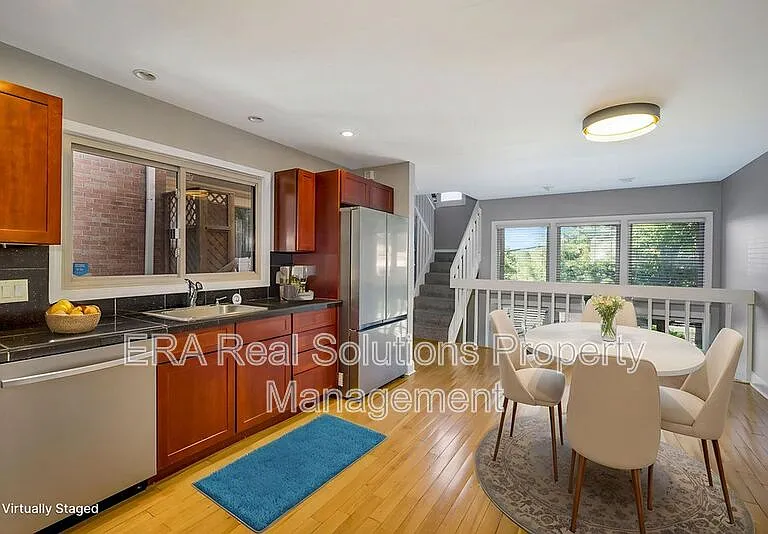 2132 Gilbert Ave #A — Photo 7