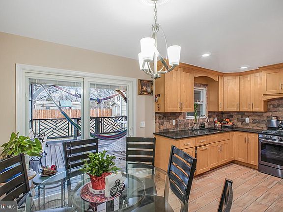 5th image of 8227 Frye Rd