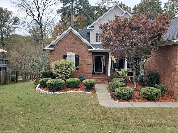 3rd image of 347 Farmington Dr W