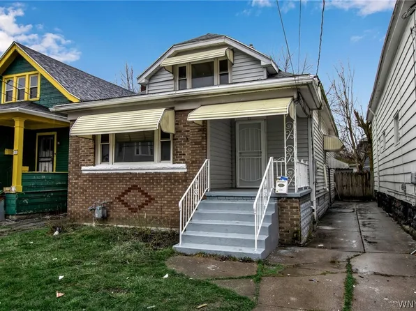 41 Freund St, Buffalo, NY 14211