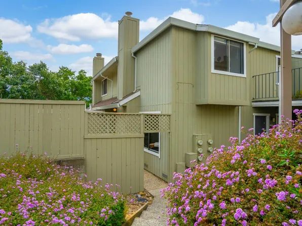 66 Margarita Terrace, Novato, CA 94947