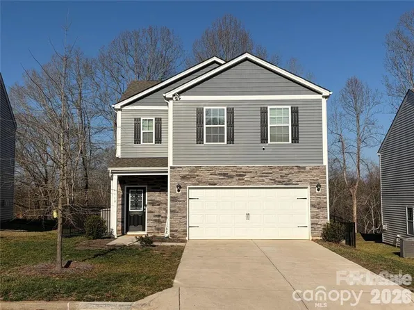 4119 Village Blvd NW, Conover, NC 28613