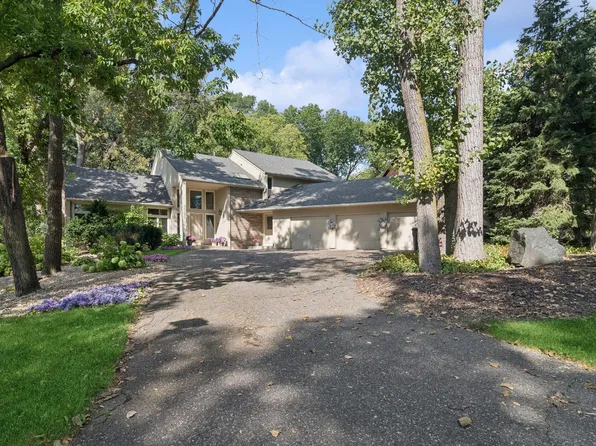 7728 Shaughnessy Rd, Edina, MN 55439